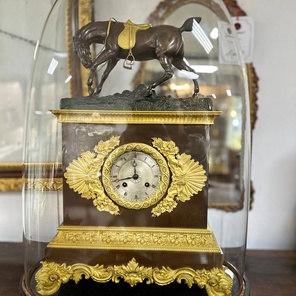 Антикварные часы